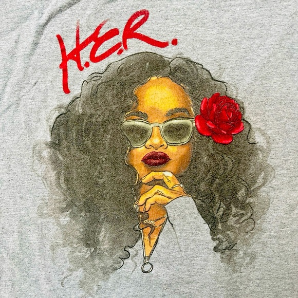 H.E.R. Large Gray T-shirt - Picture 1 of 3
